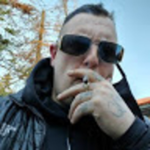 Meet your Posher, Benjamin - Picture 1 of 1